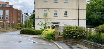 2 bed flat to rent