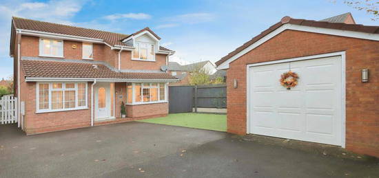 5 bedroom detached house for sale