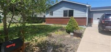 233 21st Ave, Greeley, CO 80631