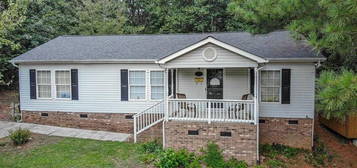 394 Link Dr, Iron Station, NC 28080