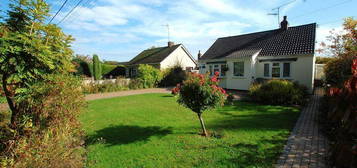 4 bedroom detached bungalow for sale