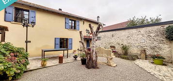 Vente maison 8 pièces 155 m²