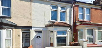 3 bedroom terraced house