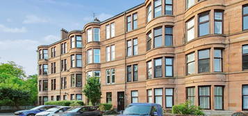 Flat to rent in Woodford Street, Shawlands, Glasgow G41