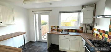 2 bedroom terraced house