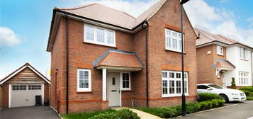 4 bedroom detached house to rent