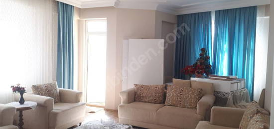 PAZARYERİ EMLAK'TAN 3+1 130MK FIRSAT DAİRE