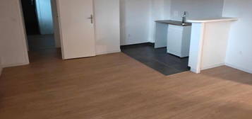 Appartement  à louer, 2 pièces, 1 chambre, 46 m²