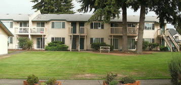 Tall Firs Estates, 1014 N Scheuber Rd, Centralia, WA 98531