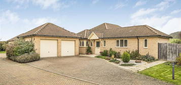 4 bed detached bungalow for sale