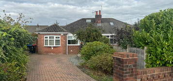 2 bedroom semi-detached bungalow for sale