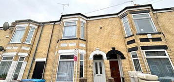 4 bedroom terraced house