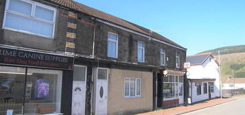 Maisonette to rent in Commercial Road, Resolven, Neath SA11