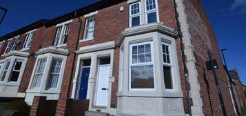 7 bedroom terraced house