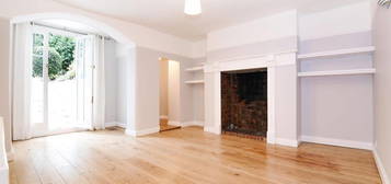 2 bed flat to rent