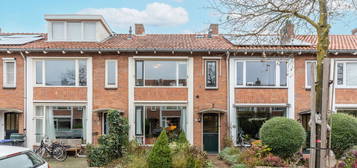 J.P. Coenstraat 98