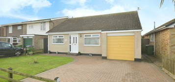 Bungalow for sale in Queens Road, Littlestone, New Romney, Kent TN28