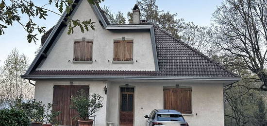 Casa indipendente in vendita in strada del Poggio, 77