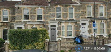 5 bedroom terraced house