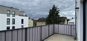 Hochheim - Neuwertige 2-Zimmer-Wohnung mit Balkon, PKW-Stellplatz und Aufzug!!