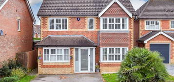 4 bed detached house for sale