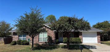 906 Roseanne Dr, Commerce, TX 75428