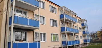 3-Raumwohnung mit Balkon und Stellplatz zu vermieten!