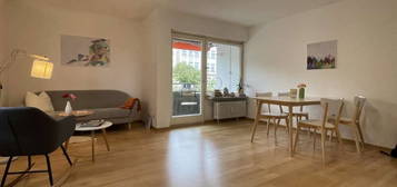 ***2 Zimmer Wohnung mit Balkon+Ausblick+PKW-Stellplatz***