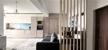 Apartament 3 camere dec, bloc nou, piata Malu Rosu, lift, parcare
