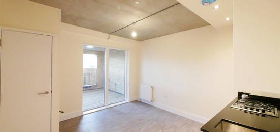 2 bed flat to rent