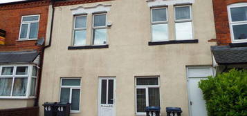 6 bedroom terraced house