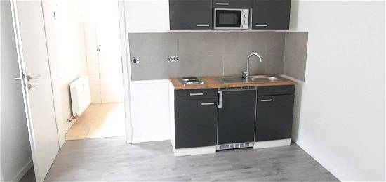 Stilvolle 1-Raum Single-Wohnung mit Einbauküche