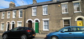 2 bedroom terraced house