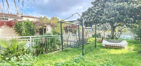 A Vendre en exclusivité Maison 7 pièces 180 m2+ jardin et piscine Secteur Chutes Lavie 13004 Marseille