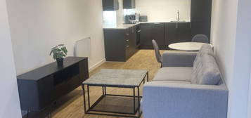 2 bed flat to rent