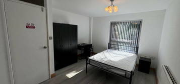 1 bedroom house share