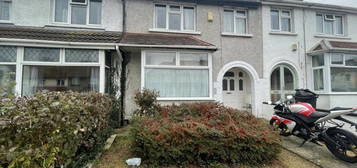 4 bedroom terraced house