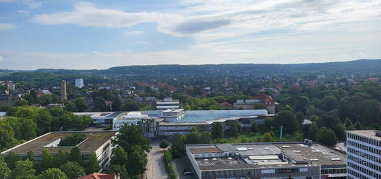 Helle, ruhige Wohnung in Innenstadtnähe