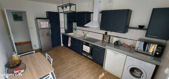 Appartement T3 de 73m² à louer – Chaussée-Saint-Victor