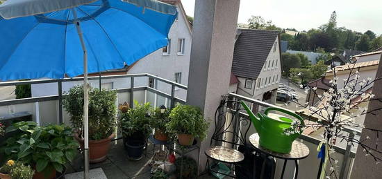 Gemütliche Dachgeschosswohnung (Maisonette) inkl. EBK, Balkon und TG-Stellplatz in Obersulm