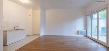 LOCATION d'un appartement de 3 pièces (55 m²) à SAVIGNY LE TEMPLE