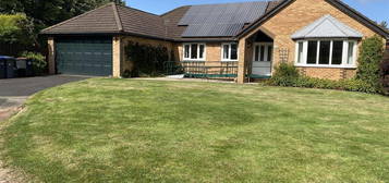 4 bedroom detached bungalow for sale