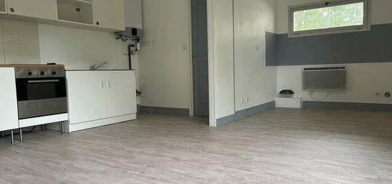 Location appartement 1 pièce 29 m²