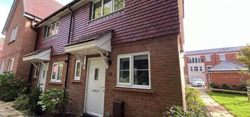 End terrace house to rent in Merritt Way, Waterlooville PO8