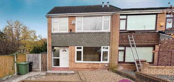 3 bedroom semi-detached house