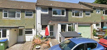 4 bed terraced house to rent