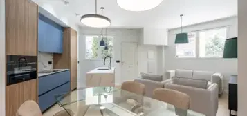 Piso en Bola de Oro