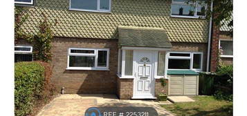 2 bed terraced house to rent