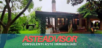 Villa all'asta in via Gioacchino Rossini, 61