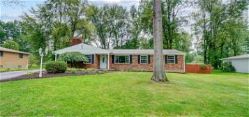 1209 Teakwood Dr, Miami Township, OH 45150